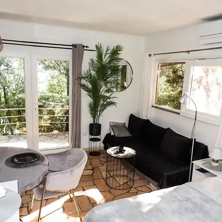 Relax Tiny Villas 40 Meters Of The Beach Zrnovo Exterior foto