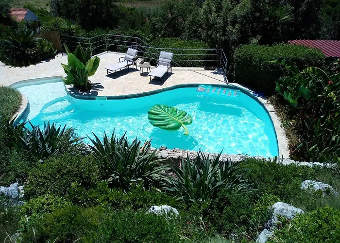 Relax Tiny Villas 40 Meters Of The Beach