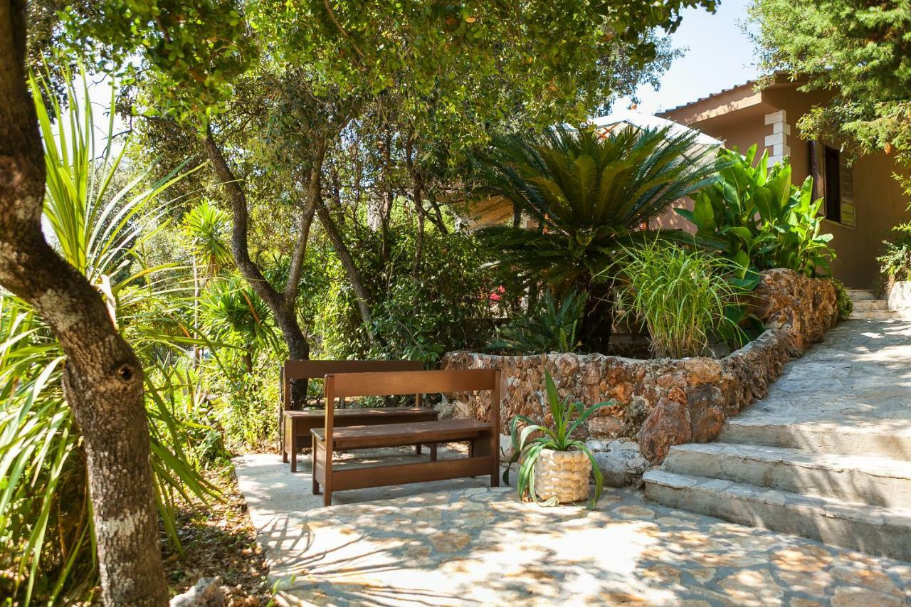 Relax Tiny 40 Meters Of The Holiday home *